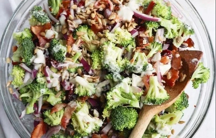 Broccoli Bacon Salad (Whole30) - Cook At Home Mom