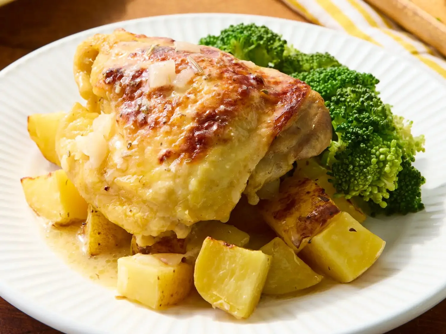 Slow Cooker Greek Lemon Chicken and Potatoes